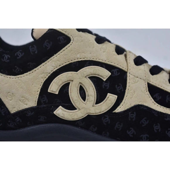 Chanel 22A Mens Black Beige Suede CC Logo Low Top Lace Up Trainer Sneaker 44 11 - Picture 3 of 9